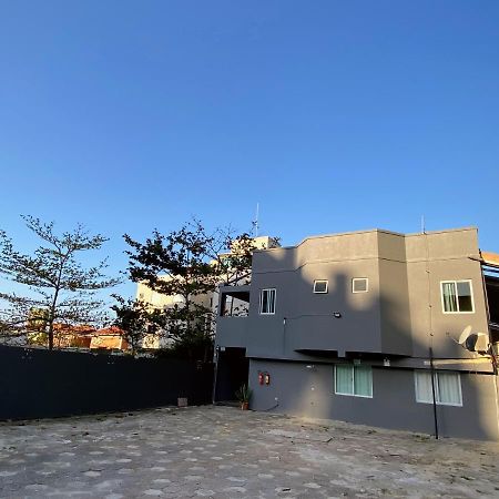 Residencial Melfi 3 Ap 6 Apartment Bombinhas Exterior photo