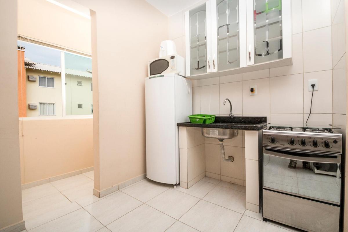 Residencial Melfi 3 Ap 6 Apartment Bombinhas Exterior photo